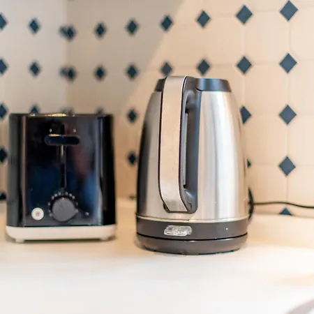 Апартаменты Haus Alster Whg 1 *