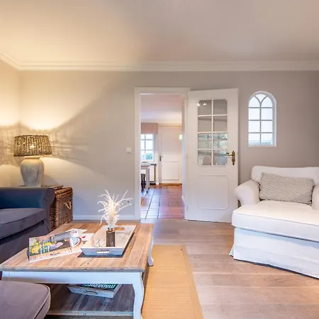 Haus Alster Whg 1 Апартаменты *